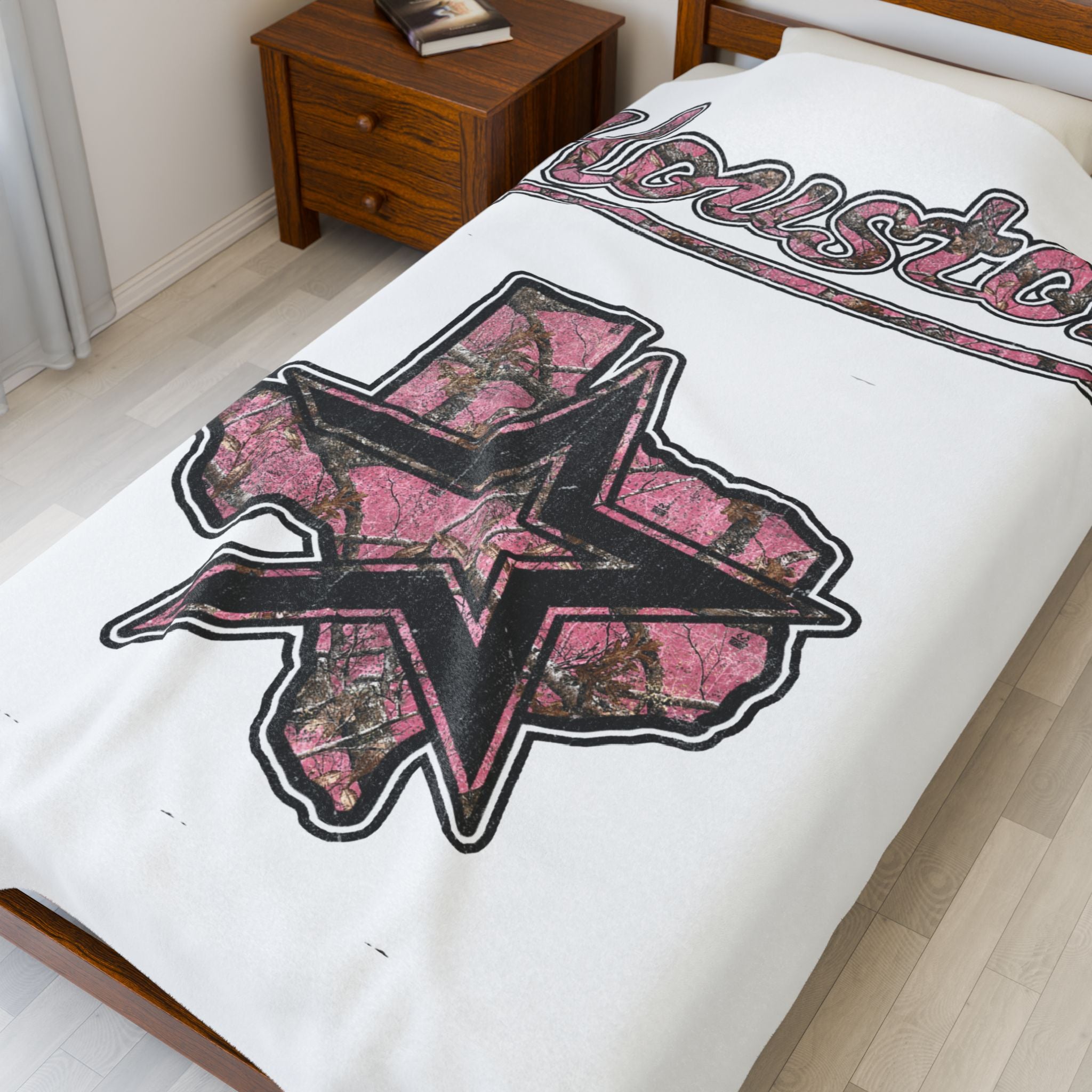 STITCH PINK CAMO BLANKET (WHITE 60" X 80") LARGE